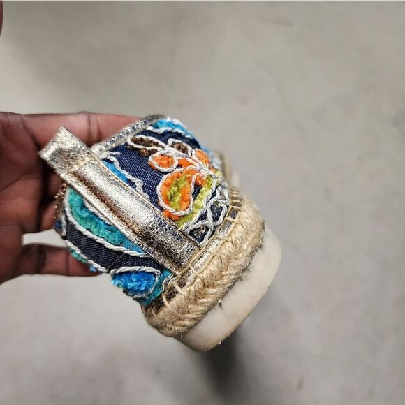 Patricia   - Picture 4 of 6